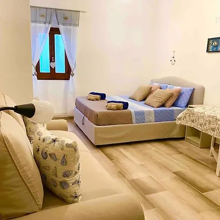 Cozy Flat By The Sea In The Old Town Apartment